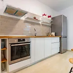 City Home Вілла Бухарест