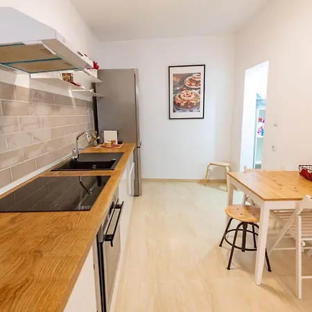 City Home Villa Bükreş