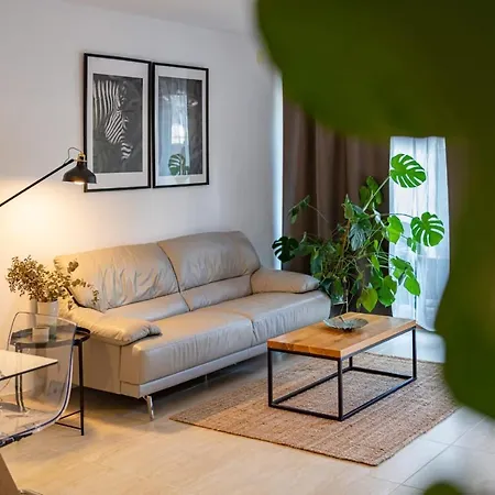Villa City Home *
